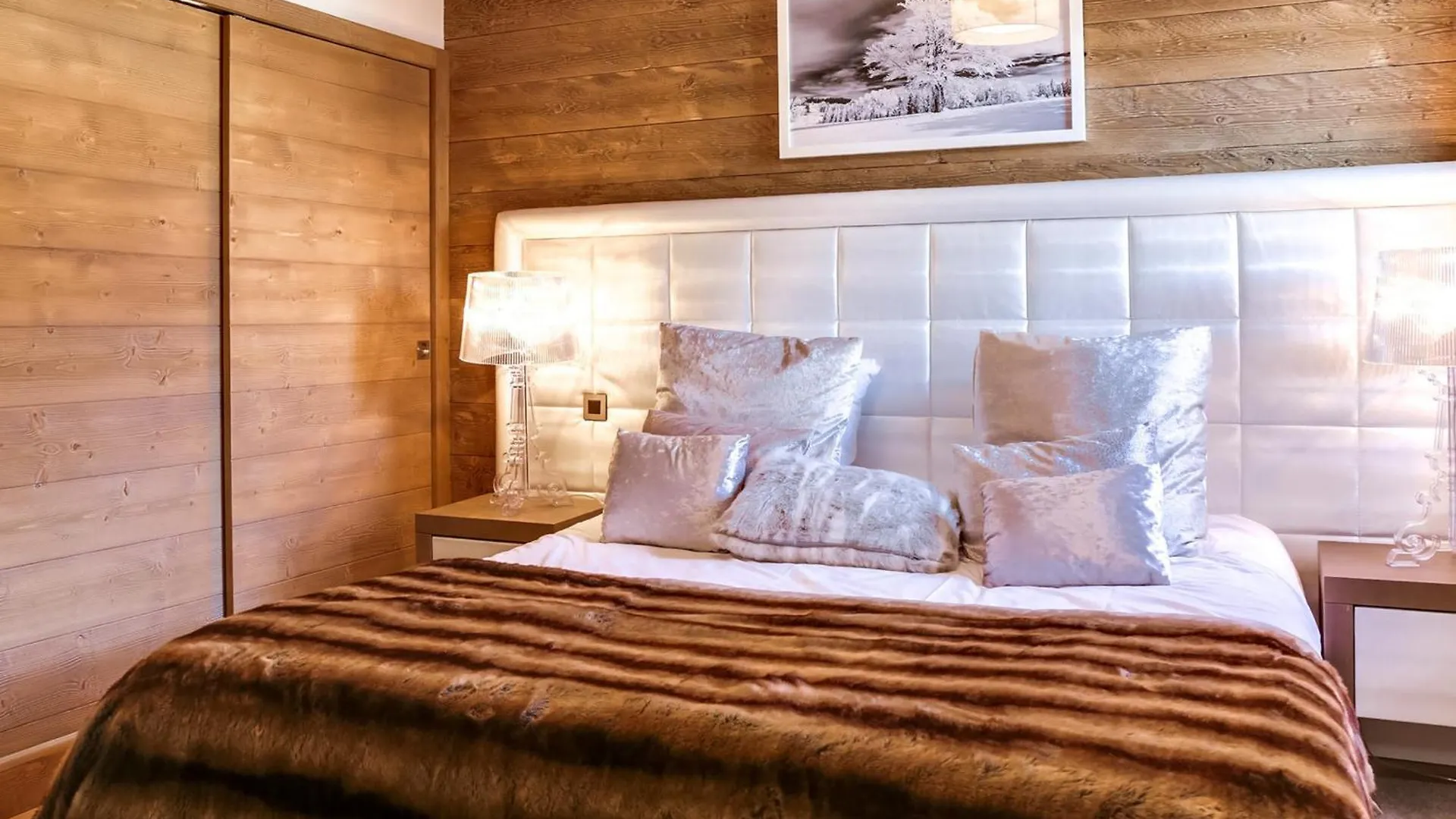 Luxueux Appartement 4 Pieces Au Coeur De Courchevel Village, A Proximite Des Pistes Et Commerces - Fr-1-562-32
